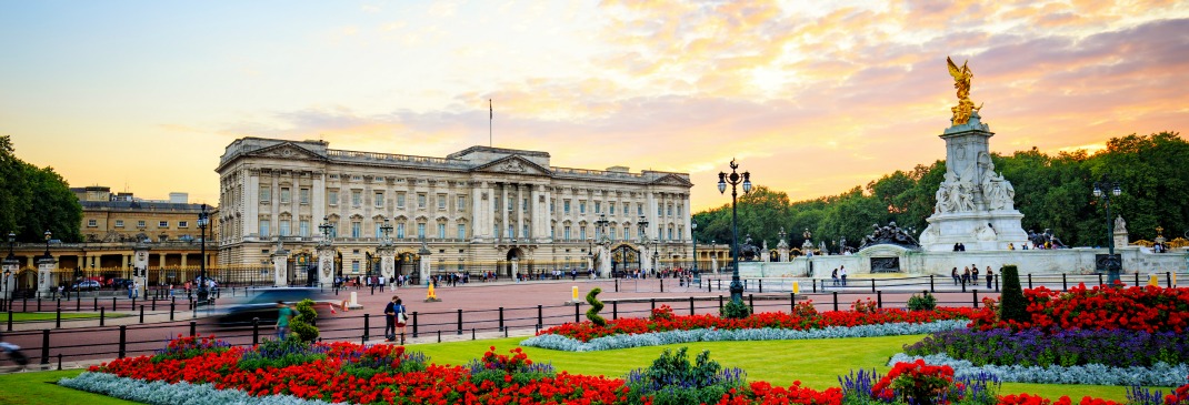 Gatwick Buckingham Palace